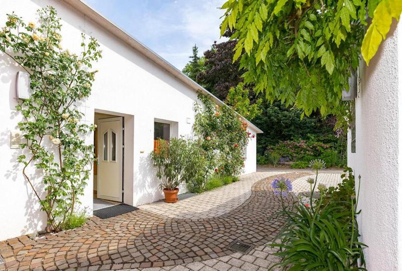 Ferienwohnung Rosenrot ユーバーリンゲン エクステリア 写真